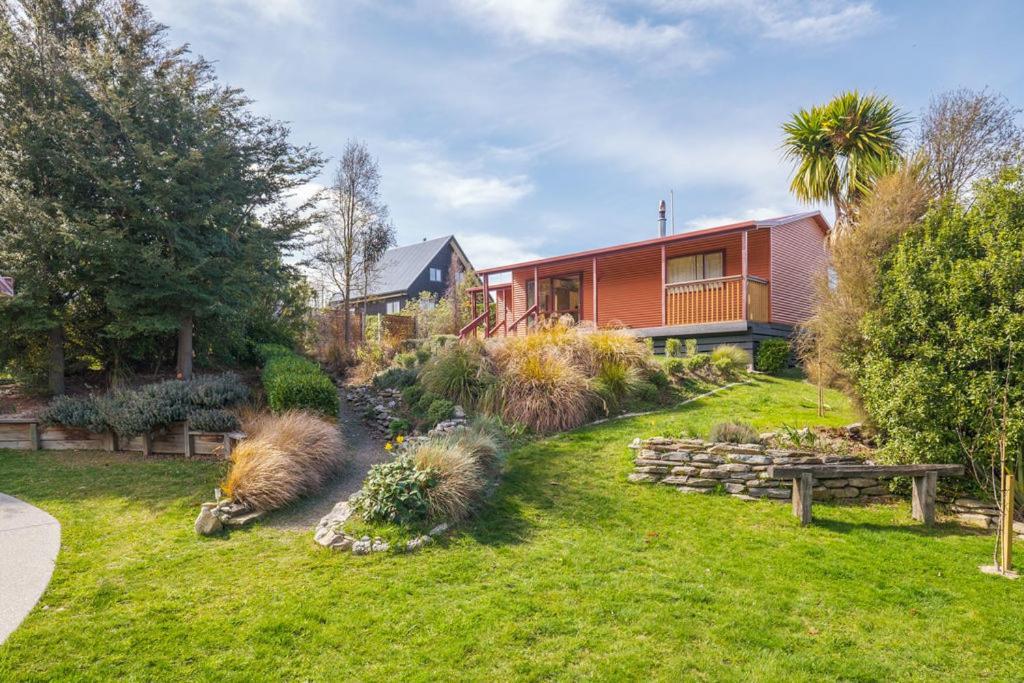 Korimako Ridge - Lake Hawea Holiday Home ภายนอก รูปภาพ